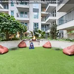 Hollywood 2 Bed Apt Hideaway With Free Parking