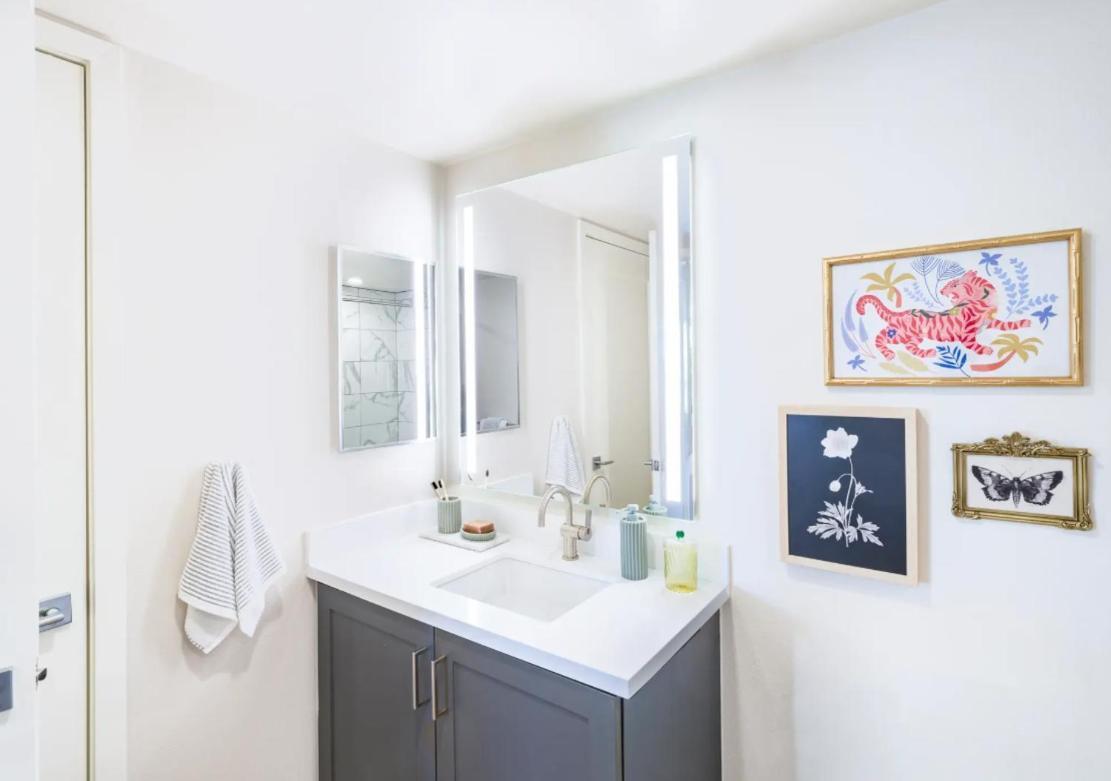 Hollywood 2 Bed Hideaway With Free Parking Apartment