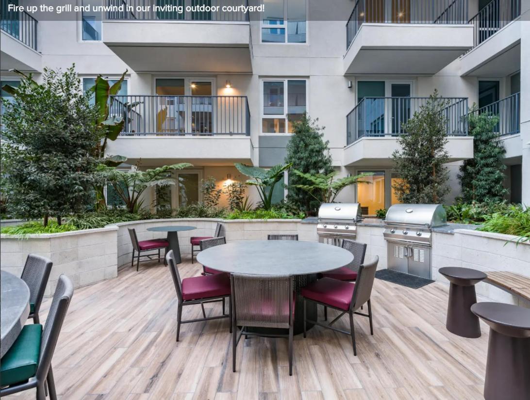 Hollywood 2 Bed Hideaway With Free Parking